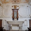 Foto: Altare con Statua della Vergine - Chiesa di San Lorenzo (Padula) - 0